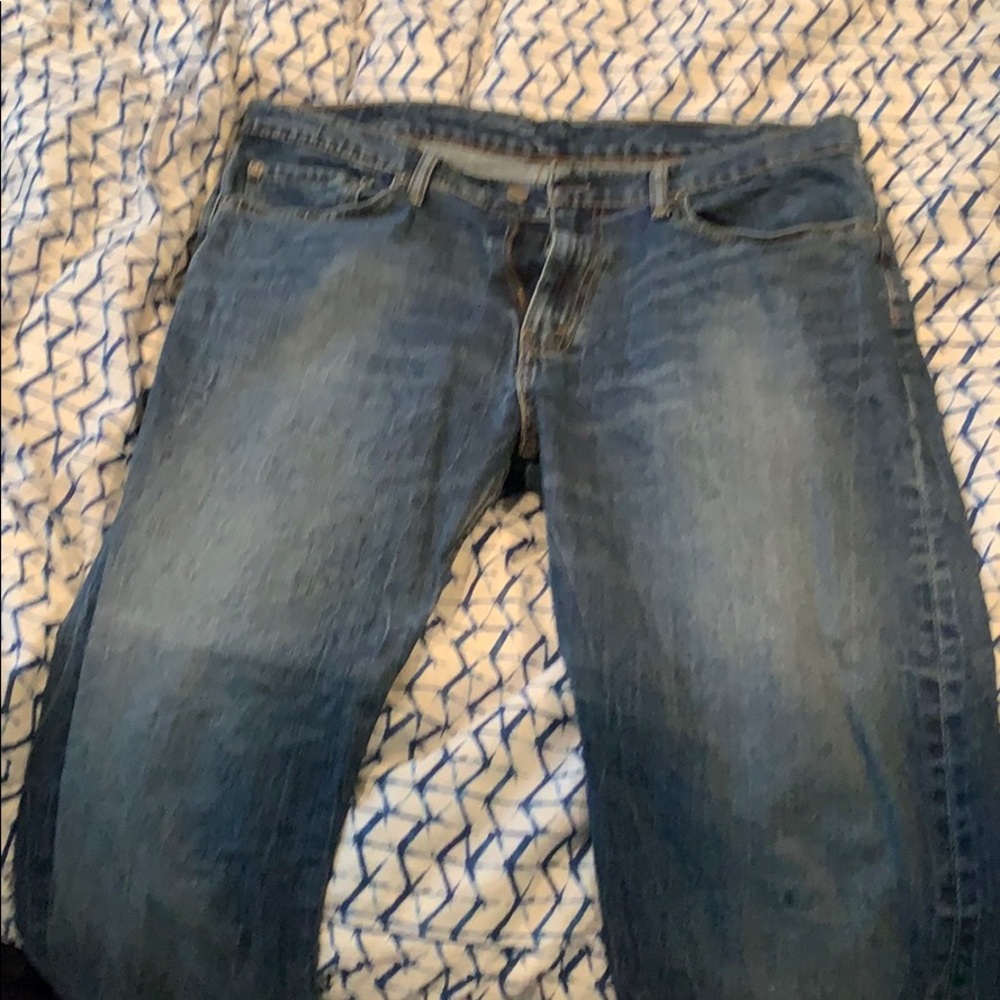 Levi jeans